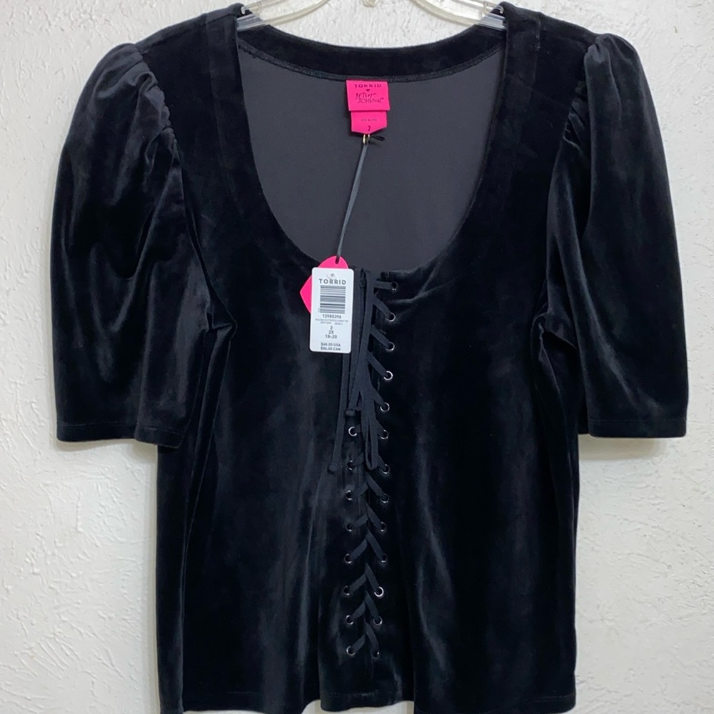 Torrid Black Velvet Lace-Up Puff Sleeve Top. Gently Worn...Not New